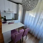 Sara Apartment